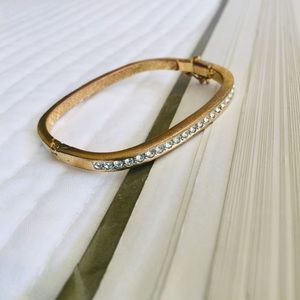 Gold and diamond bracelet